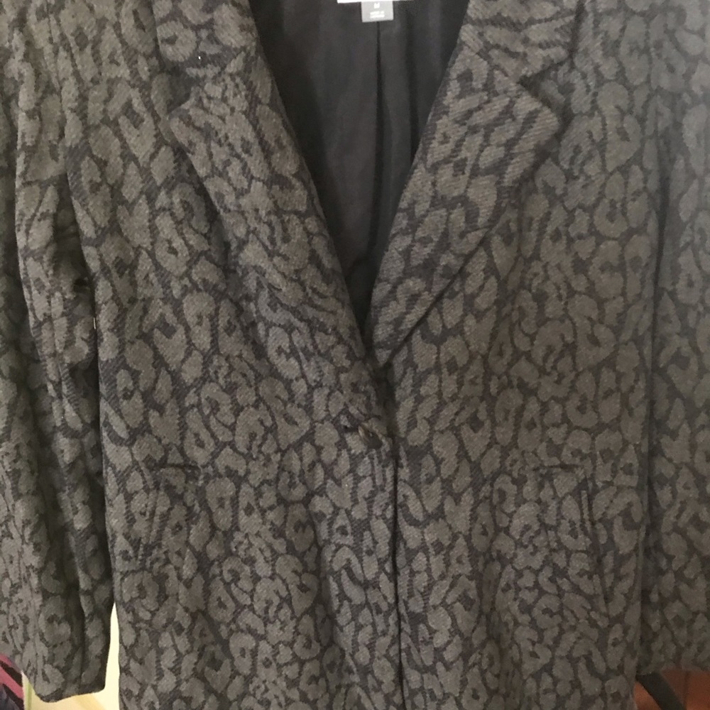 OLD NAVY M LEOPARD PRINT COAT
